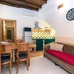 Juno\'S Holiday Apartment